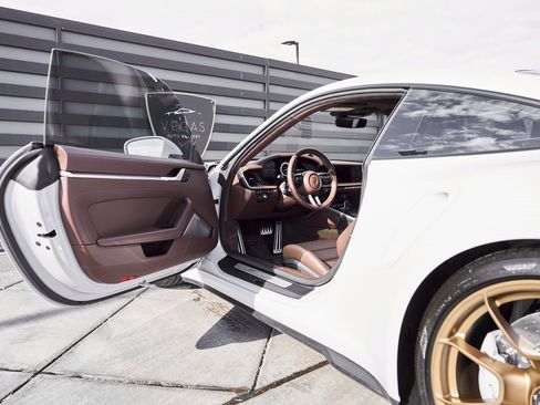 Used 2024 Porsche 911 Turbo S image 26