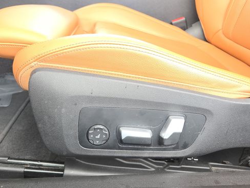 Certified 2024 BMW 430i Coupe w/ Premium Package image 10