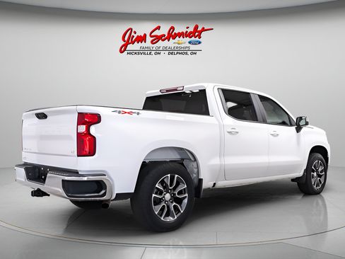 Used 2023 Chevrolet Silverado 1500 LT AWD/4WD image 6