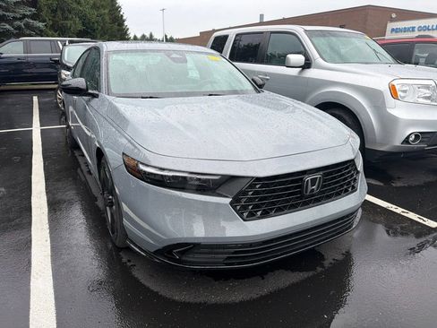 Used 2023 Honda Accord Sport image 5