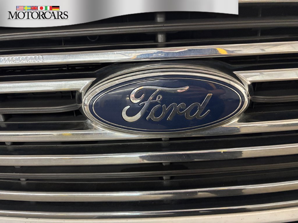 Used 2015 Ford Transit 250 130 Low Roof w/ Exterior Upgrade Package RWD image 31