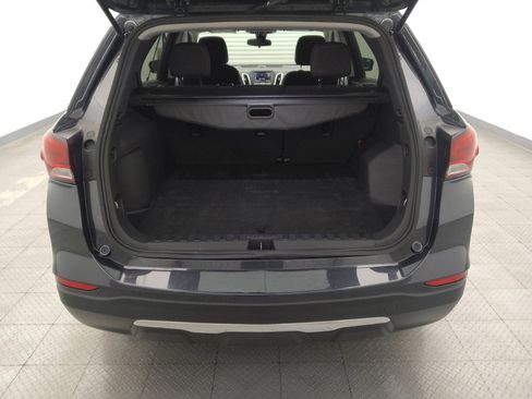 Used 2023 Chevrolet Equinox LT FWD image 29