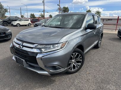Used 2018 Mitsubishi Outlander ES