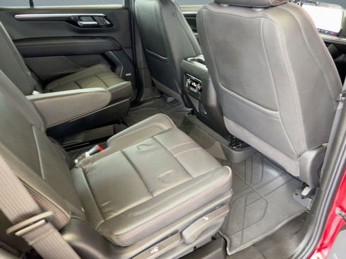 Used 2025 Chevrolet Tahoe RST w/ Comfort Package image 30