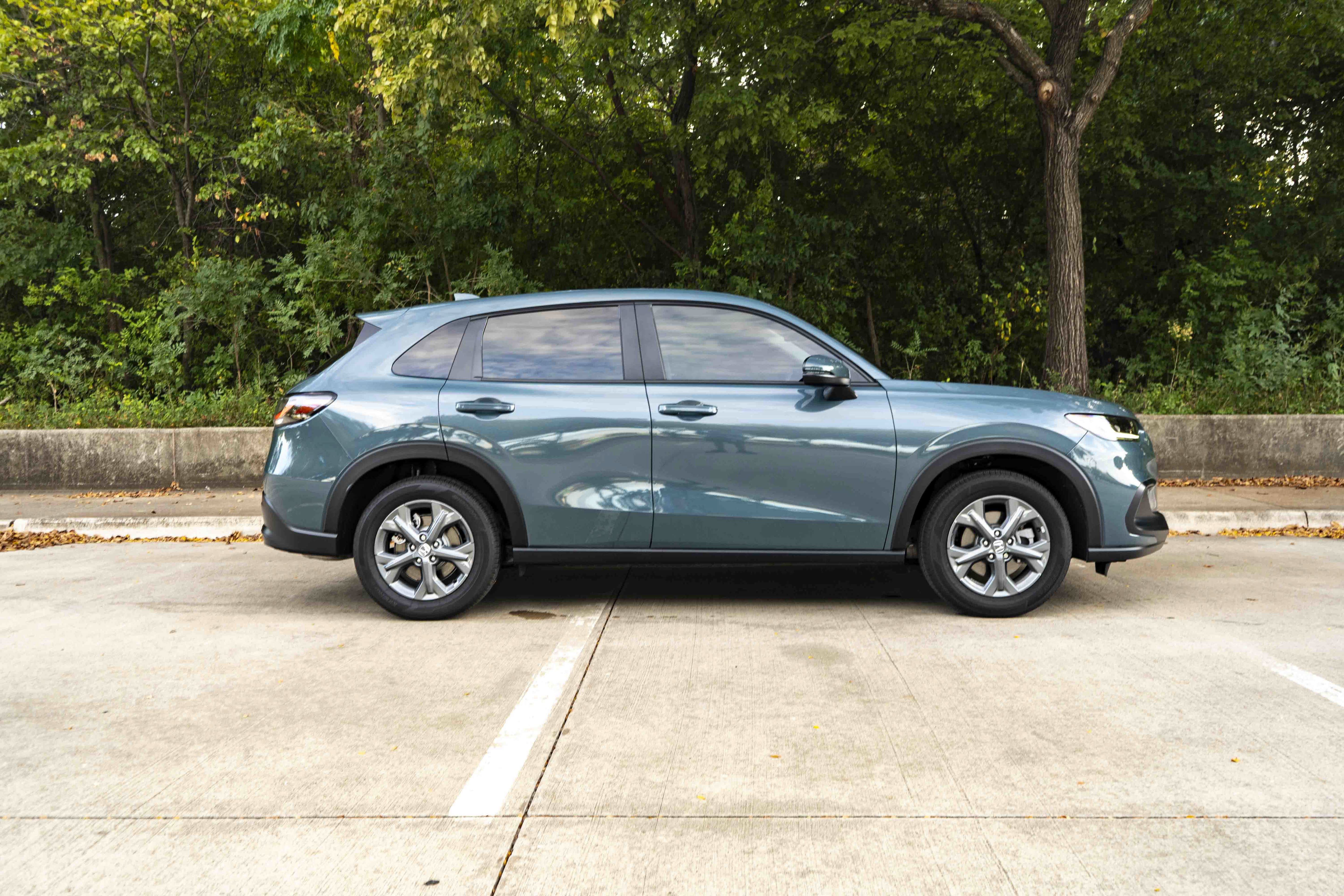 Used 2027 Honda HR-V LX image 10