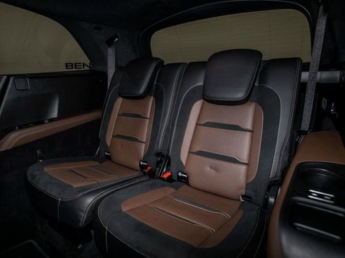 Used 2024 Mercedes-Benz GLS 63 AMG 4MATIC image 16