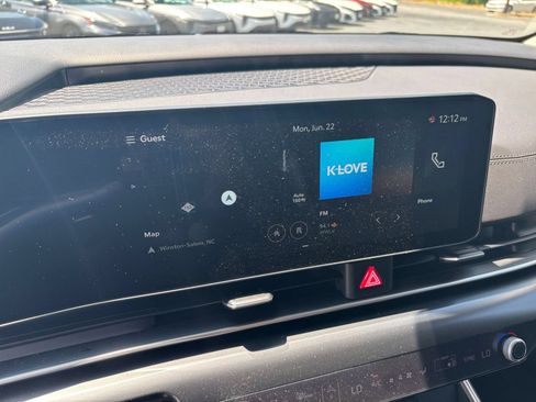 Used 2026 Kia Carnival FWD image 17