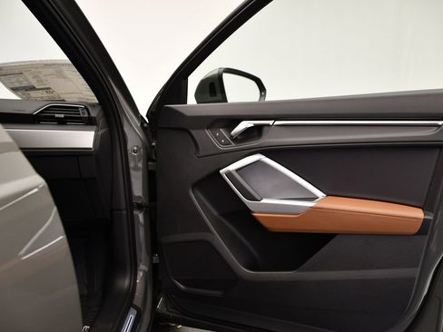 Used 2025 Audi Q3 2.0T Premium w/ Convenience Package image 45