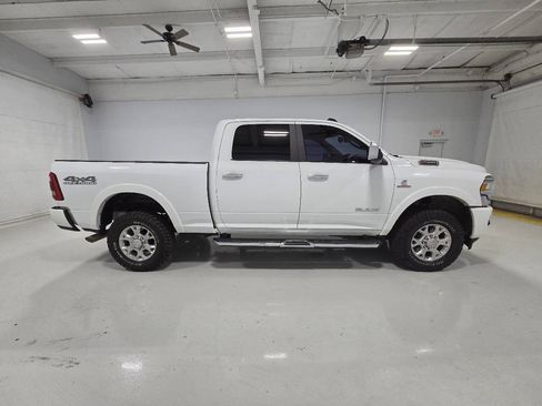 Used 2022 RAM 2500 Laramie AWD/4WD image 12