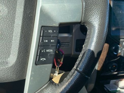 Used 2013 Ford F150 Platinum image 14