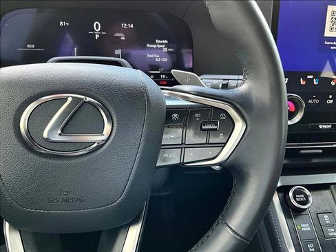 Used 2025 Lexus GX 550 w/ Cold Area Package AWD/4WD image 21