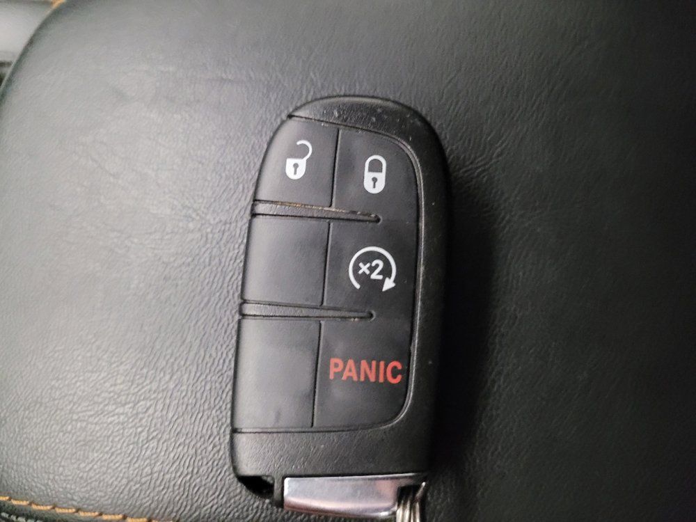 Used 2018 Jeep Compass Limited AWD/4WD image 32
