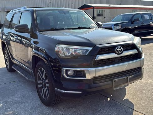 Used 2018 Toyota 4Runner Limited RWD image 2