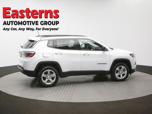 Used 2024 Jeep Compass Latitude AWD/4WD image 43