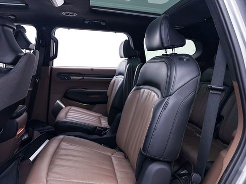 Used 2024 Kia EV9 GT-Line image 44