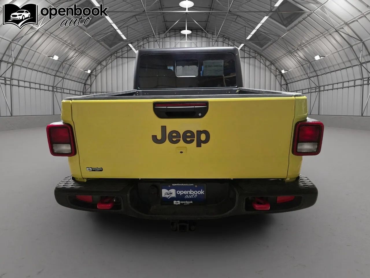 Used 2023 Jeep Gladiator Rubicon w/ Cold Weather Group AWD/4WD image 6