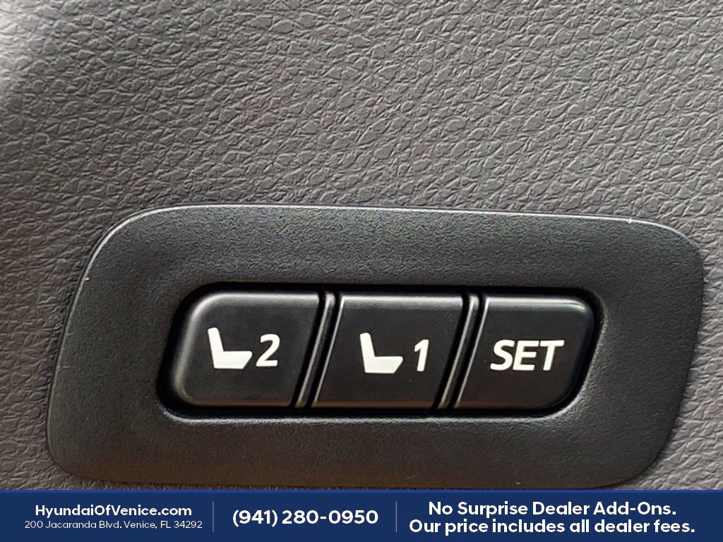 Used 2021 Toyota Avalon Limited w/ Advanced Safety Package FWD image 9