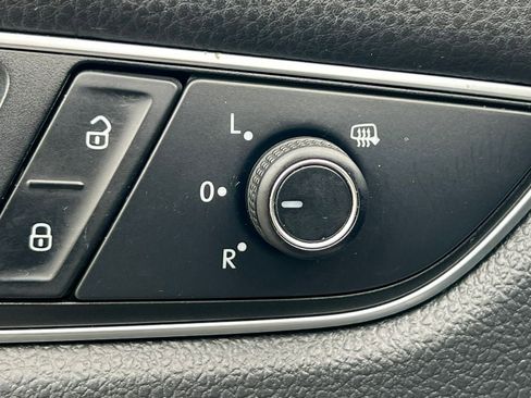 Used 2017 Volkswagen Passat 1.8T R-Line FWD image 19