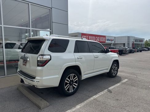 Used 2014 Toyota 4Runner Limited AWD/4WD image 6