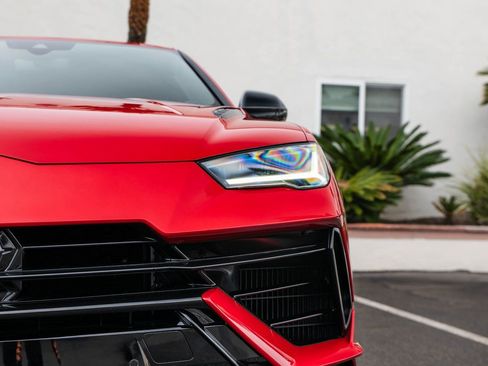 Used 2024 Lamborghini Urus S image 40