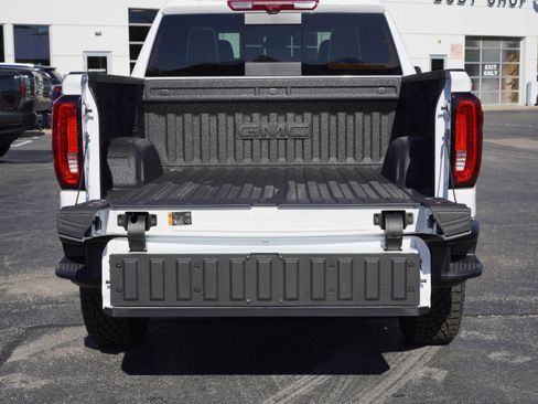 New 2026 GMC Sierra 1500 AT4X image 13