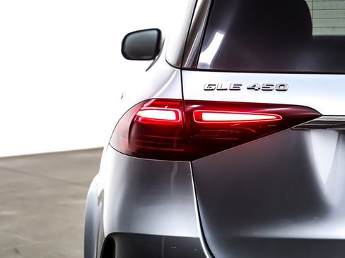 Used 2024 Mercedes-Benz GLE 450 4MATIC image 16