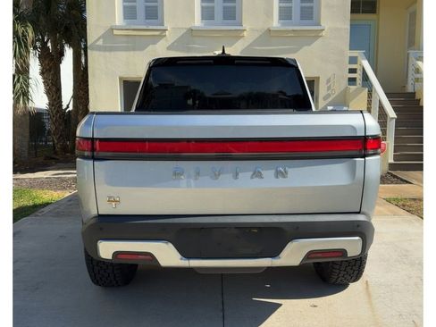 Used 2023 Rivian R1T Adventure AWD/4WD image 4