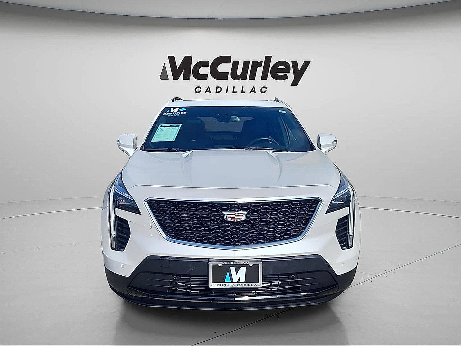 Used 2023 Cadillac XT4 Sport AWD/4WD image 2