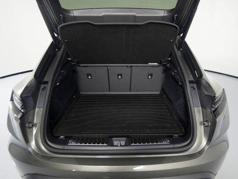 New 2026 Porsche Macan 4 Electric AWD/4WD image 42