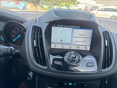 Used 2019 Ford Escape Titanium FWD image 24