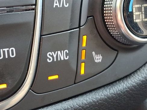 Used 2019 Chevrolet Equinox Premier AWD/4WD image 26