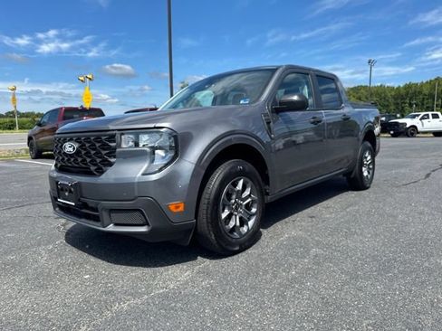 Used 2025 Ford Maverick XLT w/ 4K Tow Package AWD/4WD image 18