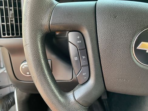 Used 2019 Chevrolet Express 3500 w/ Power Convenience Package RWD image 16