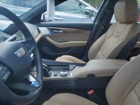 Used 2021 Cadillac CT5 Premium Luxury RWD image 10