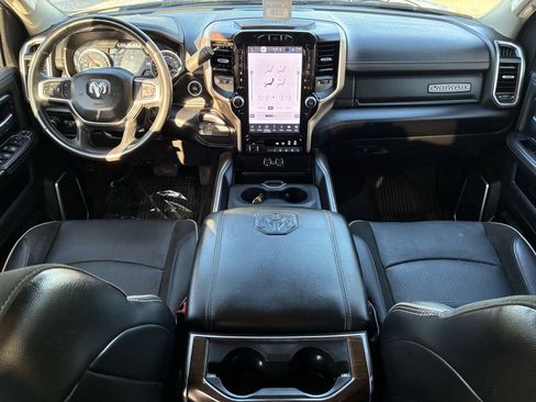 Used 2024 RAM 2500 Laramie image 12