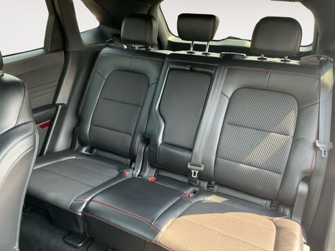 Used 2023 Ford Escape ST-Line w/ Tech Pack #1 AWD/4WD image 13