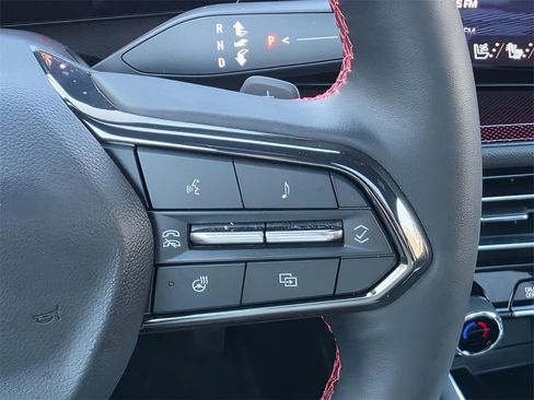 Used 2024 Chevrolet Traverse RS w/ LPO, Floor Liner Package image 31