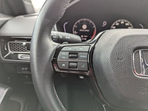 Used 2025 Honda Civic Sport image 13