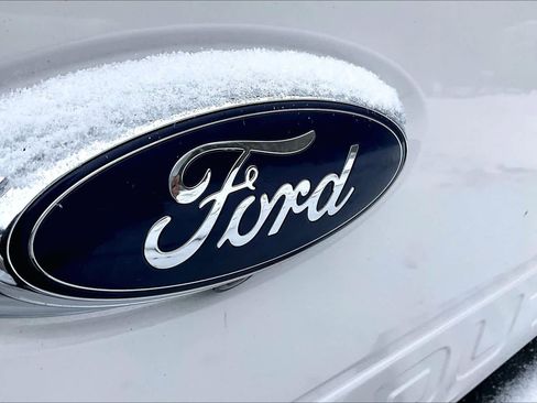 Used 2016 Ford F250 Lariat w/ Lariat Ultimate Package image 30