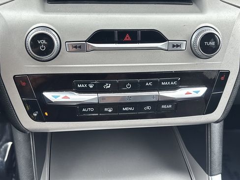 Certified 2023 Ford Explorer XLT w/ Equipment Group 202A image 24