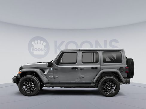 Used 2021 Jeep Wrangler Unlimited Sahara w/ Cold Weather Group image 4