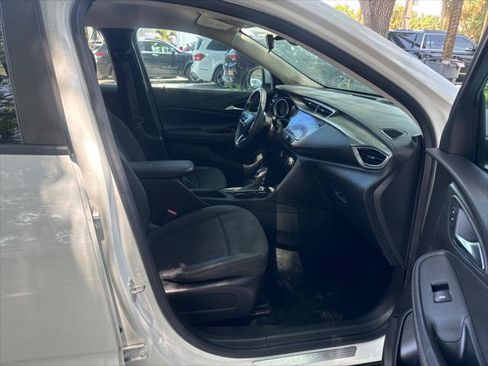Used 2023 Buick Encore GX Preferred FWD image 18