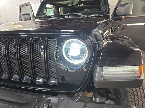 Used 2023 Jeep Wrangler Unlimited Sport AWD/4WD image 29