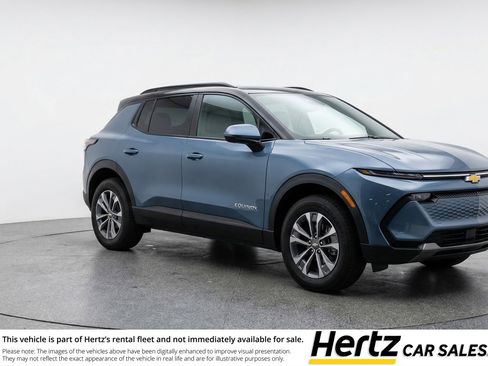 Used 2025 Chevrolet Equinox LT image 1