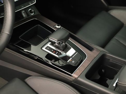 Certified 2021 Audi Q5 2.0T Premium Plus w/ Premium Plus Package image 16