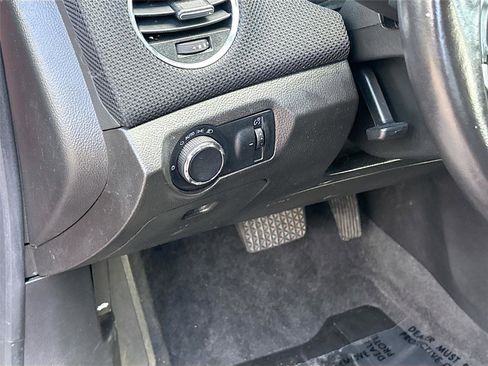 Used 2013 Chevrolet Cruze LT image 10