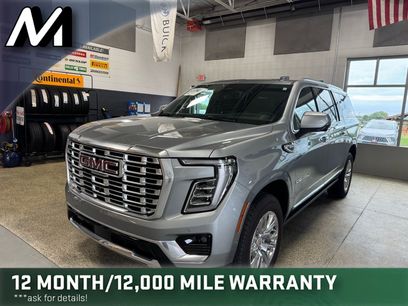 Used 2025 GMC Yukon XL Denali w/ Sun & Power Step Package