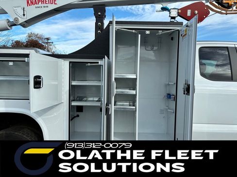 New 2026 Ford F550 4x4 Supercab Super Duty image 14