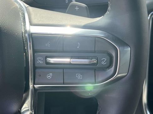 Certified 2025 GMC Yukon XL Denali AWD/4WD image 24
