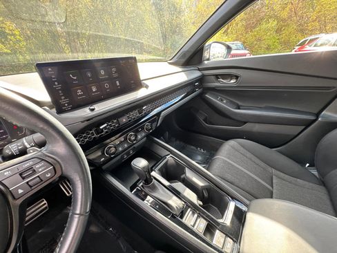 Used 2023 Honda Accord Sport image 26